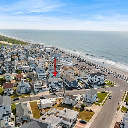 Radiant Beach Block Condo Parking Patio ブリゲンティーン エクステリア 写真